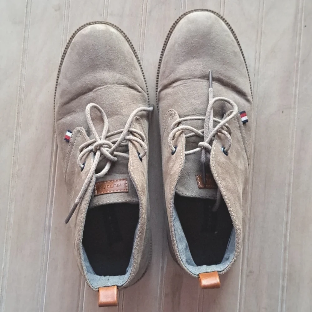 Tommy Hilfiger Boys Michael Chukka Taupe Lace Up Dress Shoes Boots